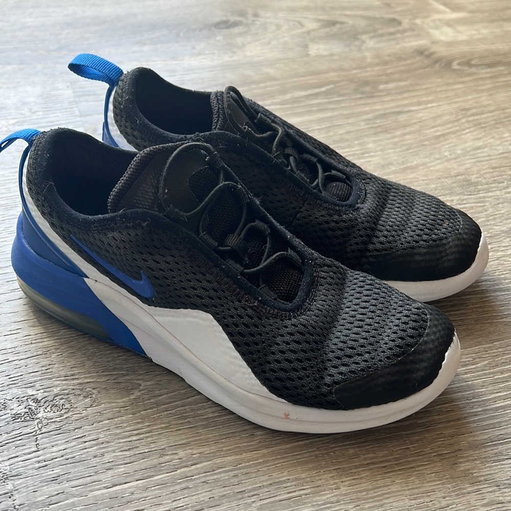 Nike shoes for boys size 1.5
